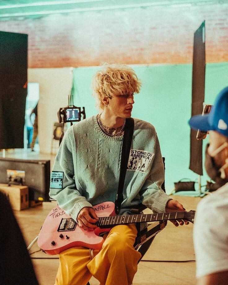 Колсон Бейкер (Machine Gun Kelly). Фото взято из открытого источника в интернете. 