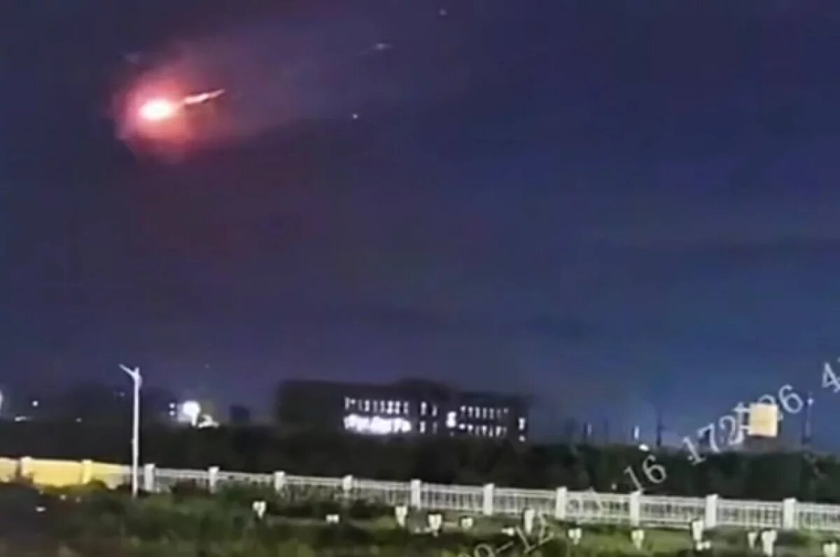    Астроном Богачев оценил версию со сбитым китайской армией метеоритом