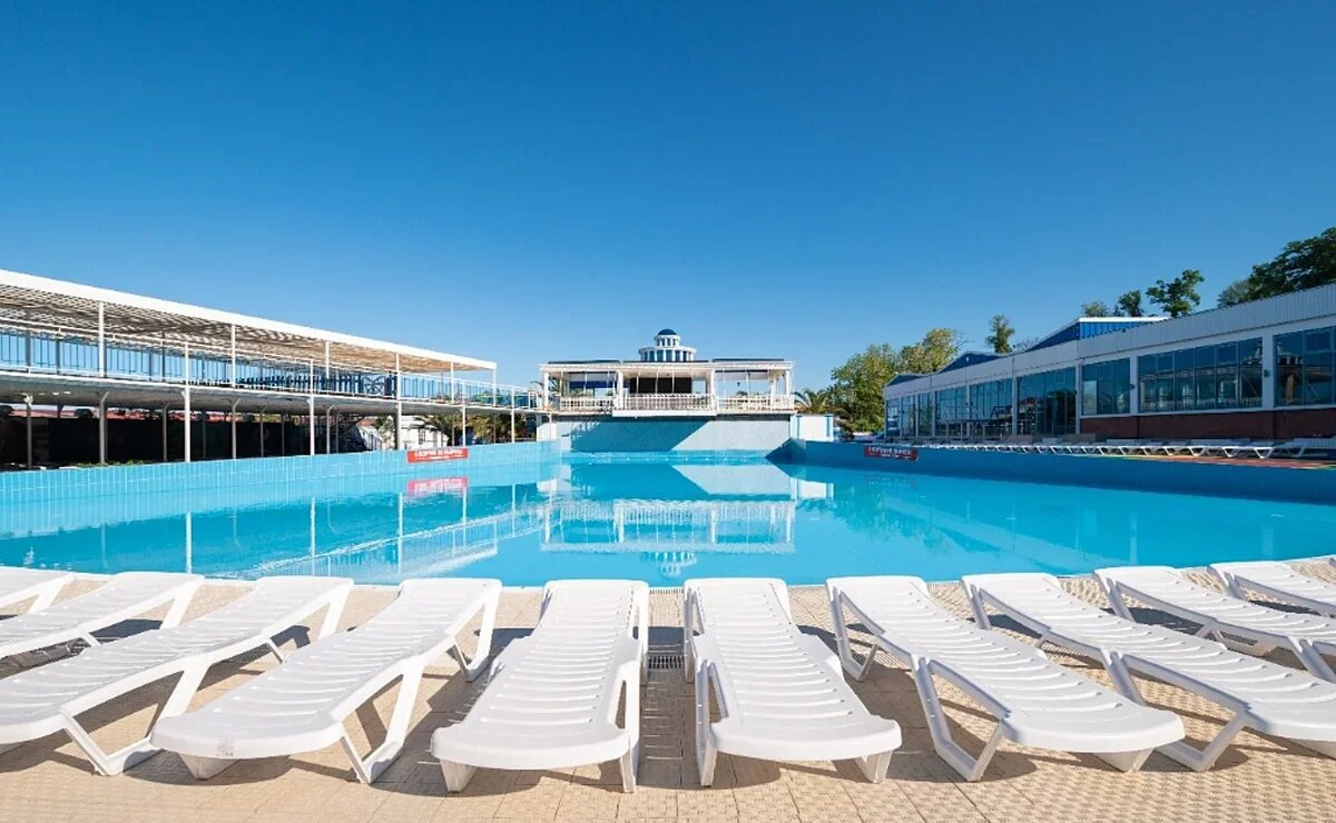    Бархатный сезон в Сочи: когда ждать снижения цен и сколько стоят туры