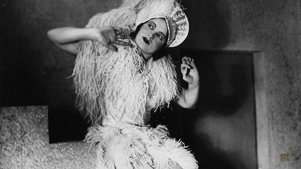 Карола Неер