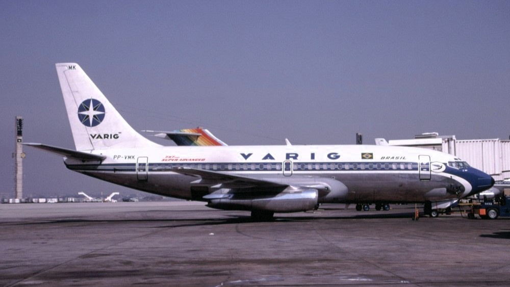 Самолет PP-VMK, потерпевший аварию, на фото 1983 года.