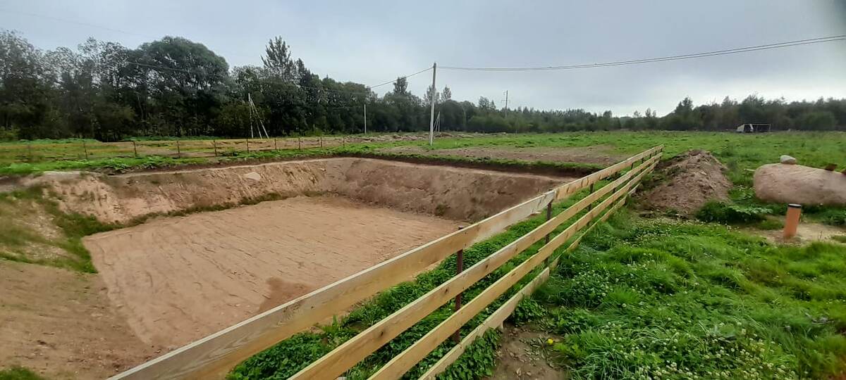 Подготовка чаши пруда к гидроизоляции