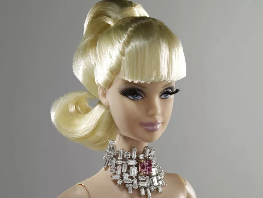 Кукла Барби