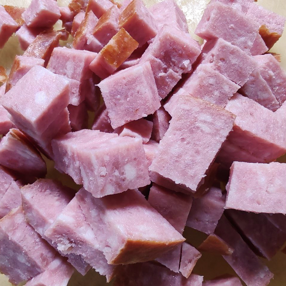 Нарезанная колбаса