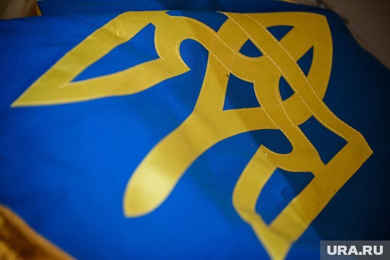    Подростки на Украине делают все наперекор, поэтому и разговаривают на русском, заявила омбудсмен