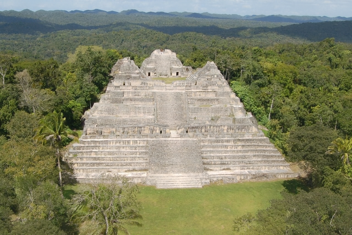 Центральный комплекс Карколя
