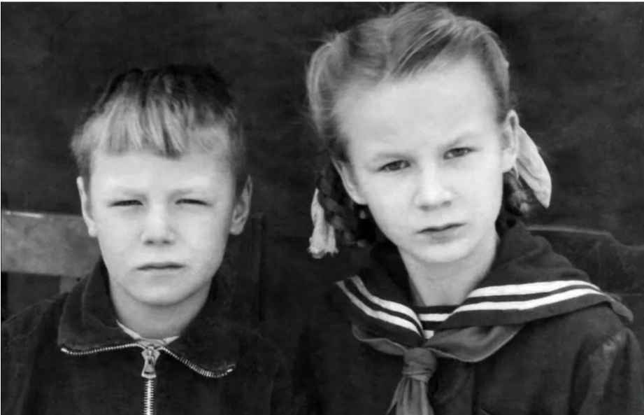 Фото 2 Люда с братом