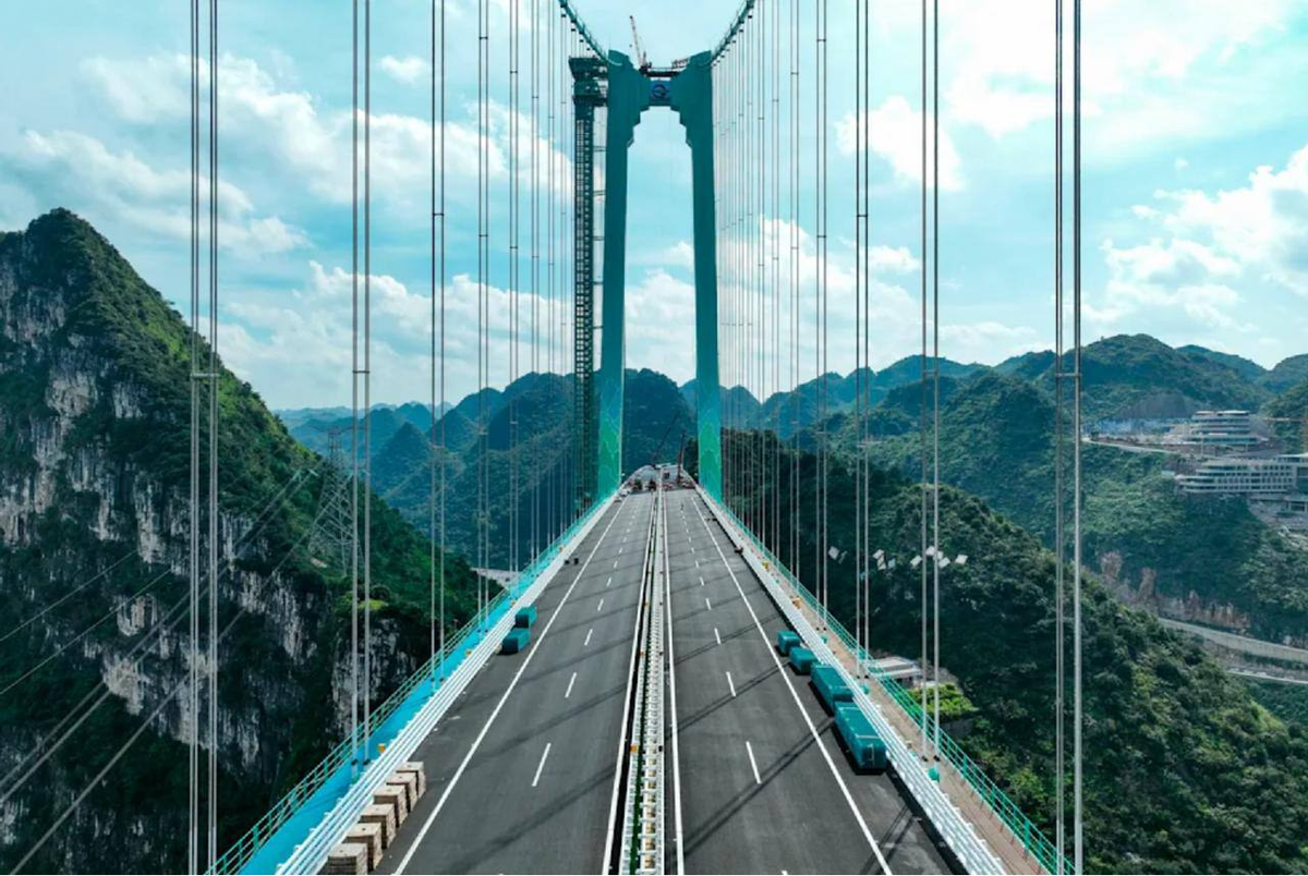 Мост в Китае - Huajiang Grand Canyon Bridge