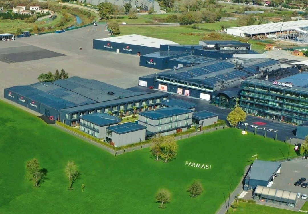 Завод Farmasi в Стамбуле.