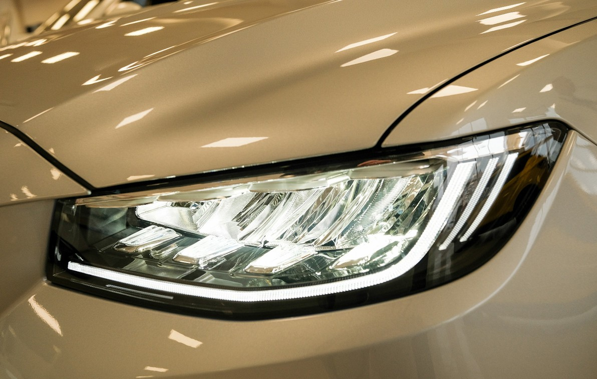 Передние фары