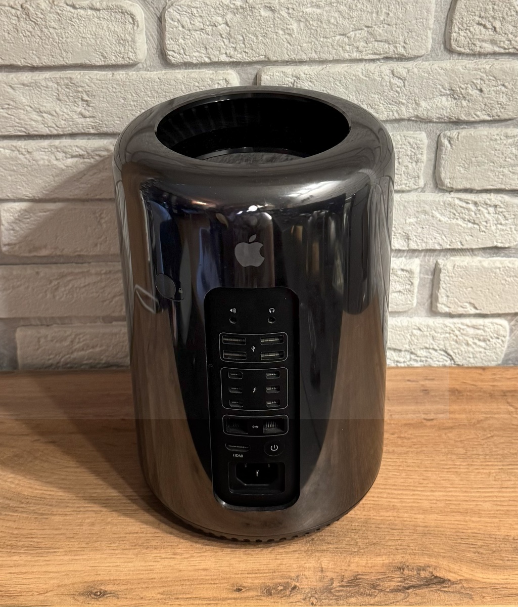 Apple Mac Pro 6.1