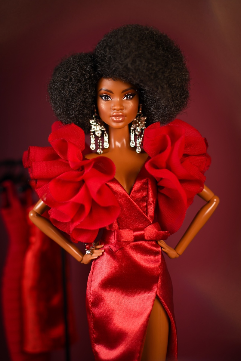 Кукла Barbie Looks 2 Elle Барби Лукс 2 Эль ©Alberto.Gar