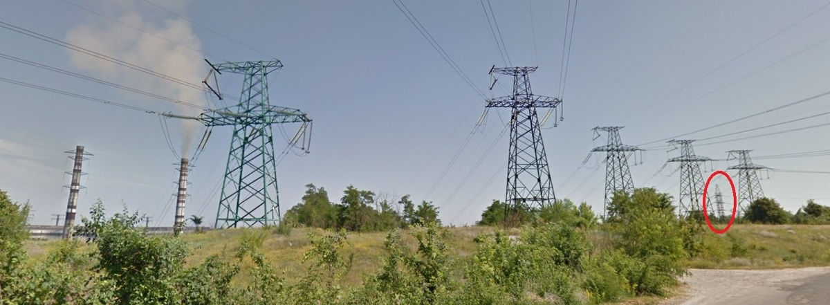 Заходы на ТЭС. Опоры серии ЦУ подтверждают возраст станции. А вот У110-2 (красное) намекает, что сеть 110 кВ строилась попозже