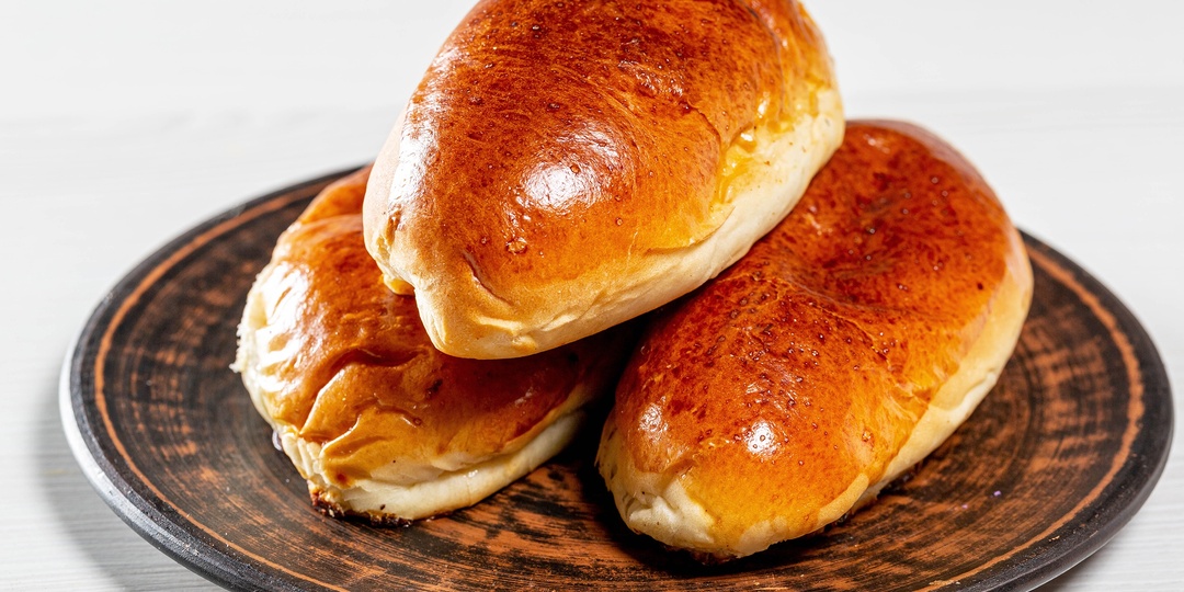 Пирожки как в детстве: проверенные рецепты воздушного теста и сочных начинок