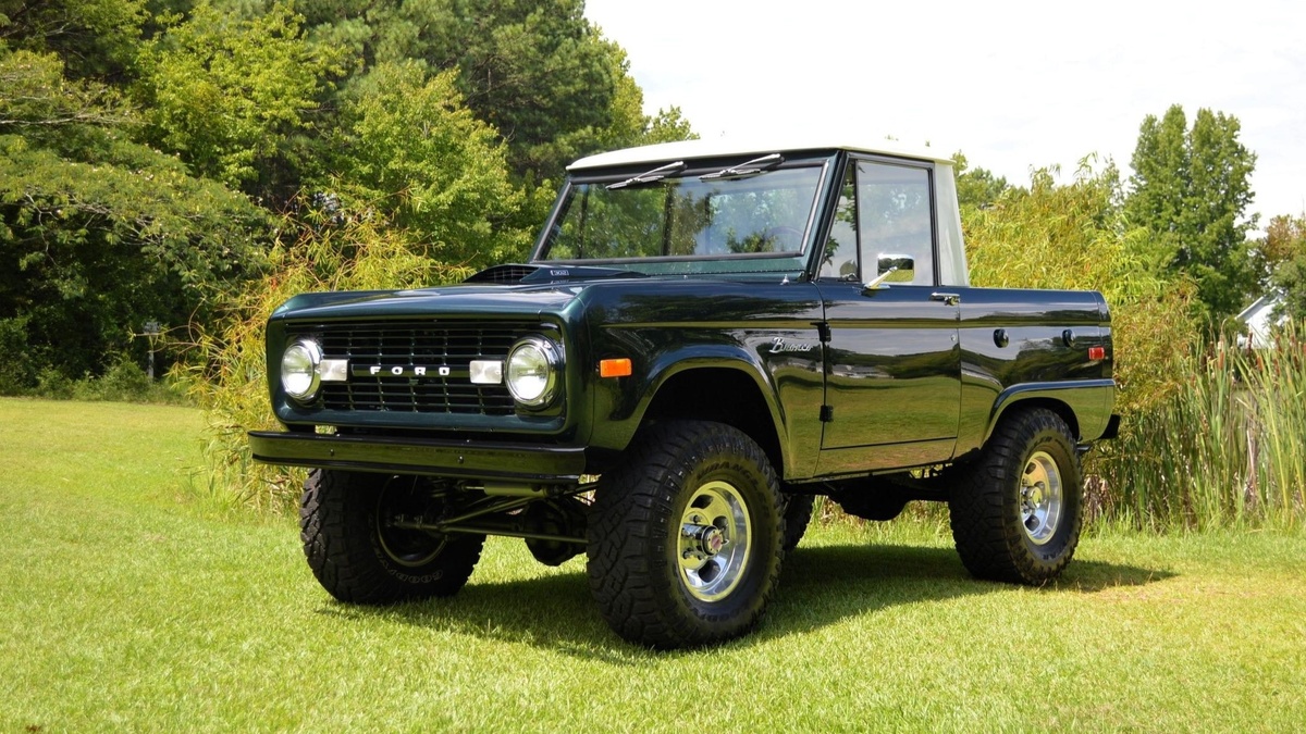 Ford Bronco Half-Cab 1972