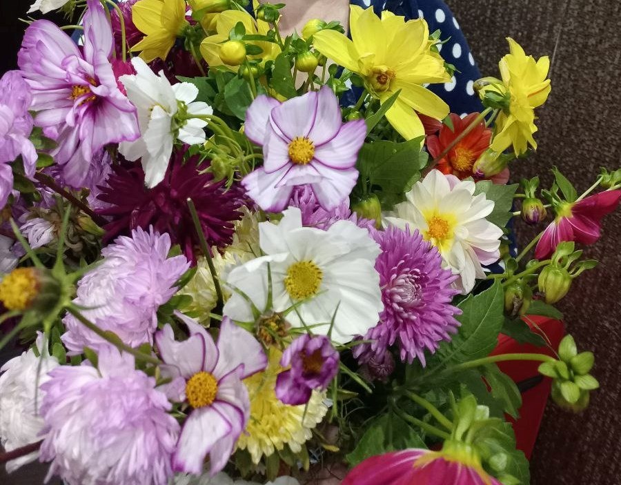 букет с дачи для мамы