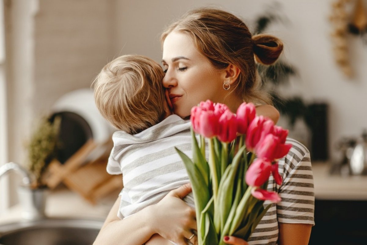 Пусть всегда будет мама!