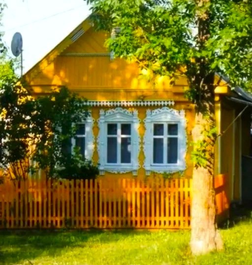 Село красят люди