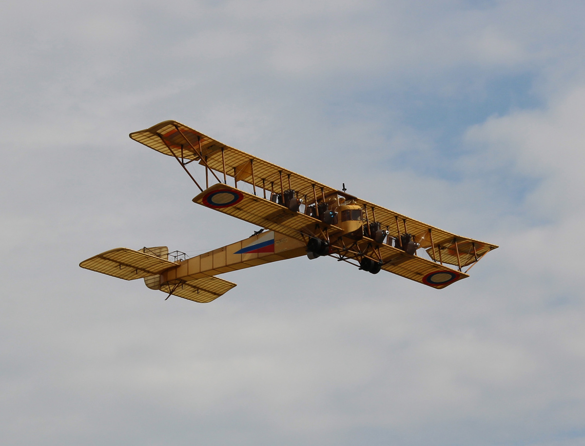 Радиоуправляемая модель самолета  «Илья Муромец» в масштабе 1/10 от оригинала была построена в 2008г. и стала первой в линейке моих копий «летающего музея»