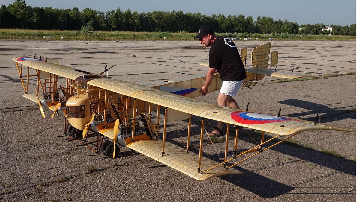 Радиоуправляемая модель самолета  «Илья Муромец» в масштабе 1/5 от оригинала была построена в 2018г – 2019г. и поднялась в  воздух на грандиозном авиа фестивале «Тульские крылья»