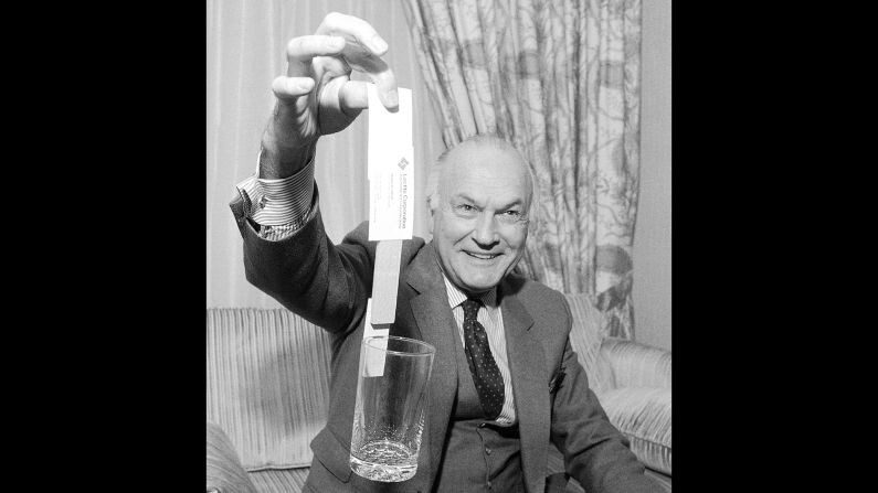 Гарри Кувер, 1951 год.