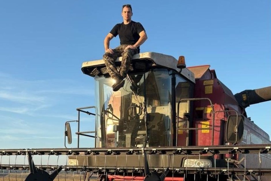   предоставлено Динаром Саргузиным