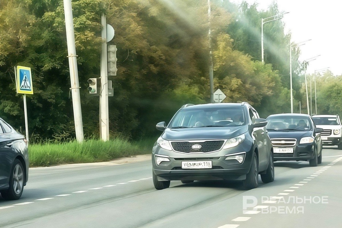    Создается ситуация, при которой при малейшем неаккуратном маневре автомобиль может стать неуправляемым. Инна Серова / realnoevremya.ru