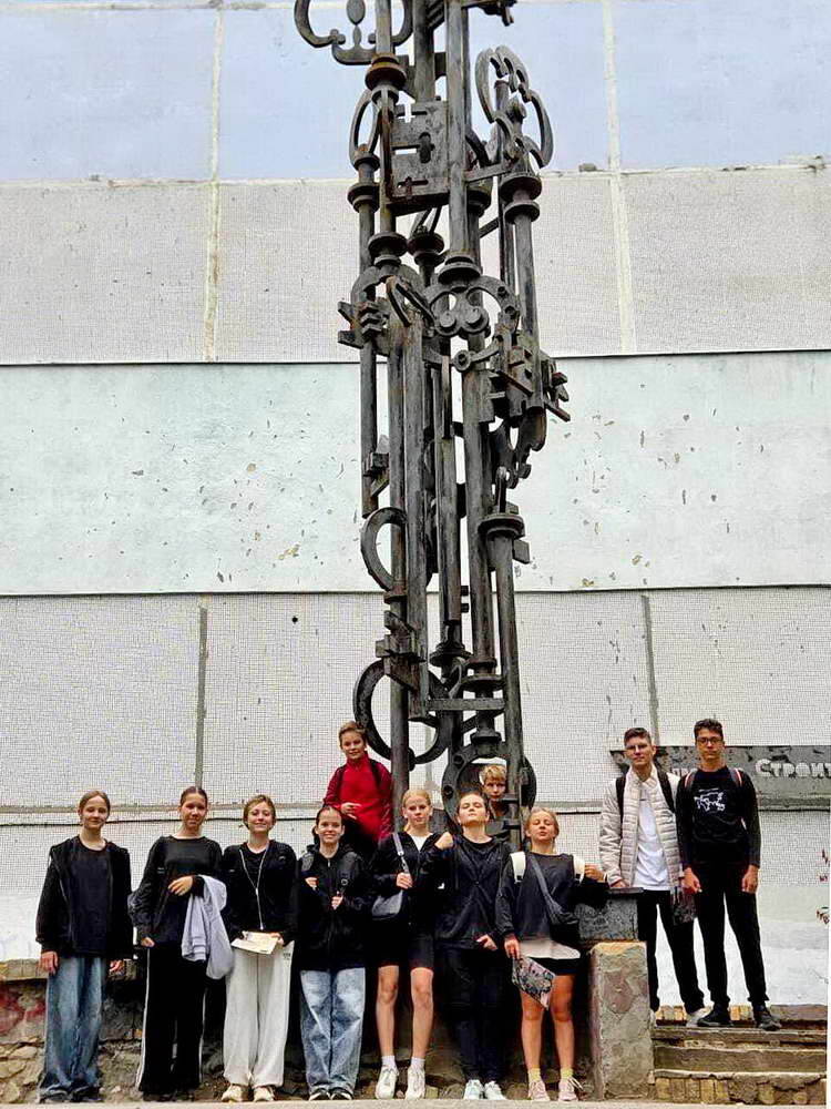 Листайте вправо, чтобы увидеть больше изображений