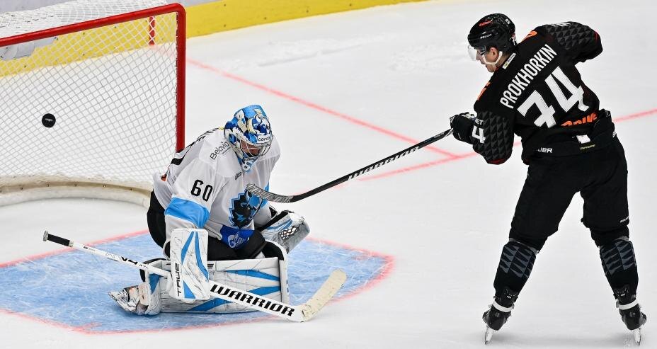    Прохоркин принес победу «Авангарду». Фото: Соцсети ХК «Авангард»