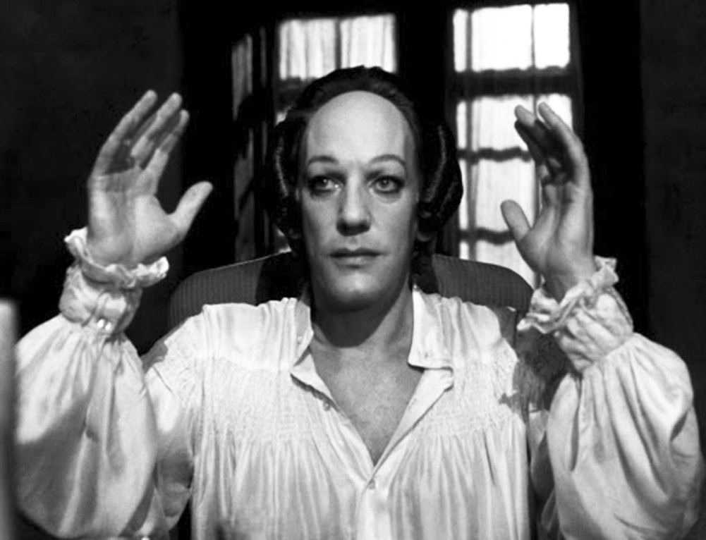 Дональд Свзерленд в роли Джакомо Казановы в одноименном фильме Федерико Феллини.