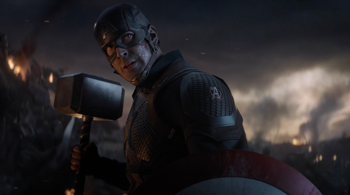 кадр из фильма "Мстители. Финал"