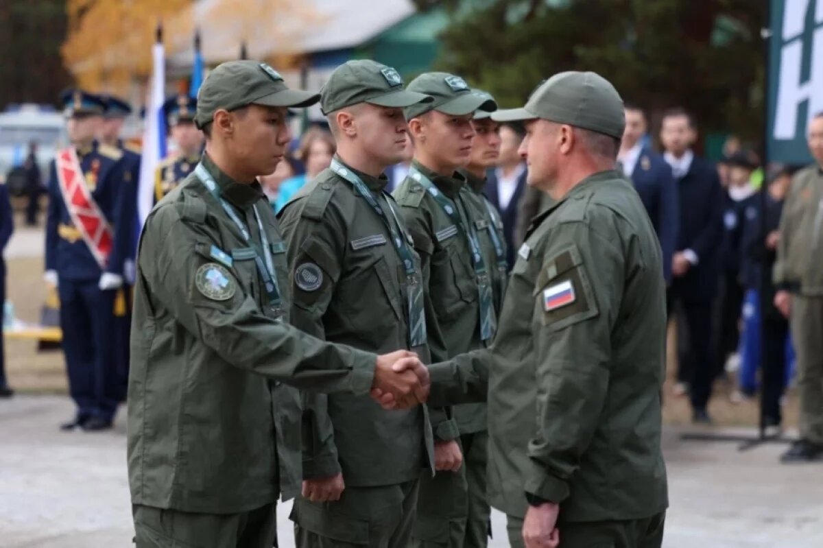    Хабаровские курсанты борются за победу в соревнованиях «Путь ВОИНа»