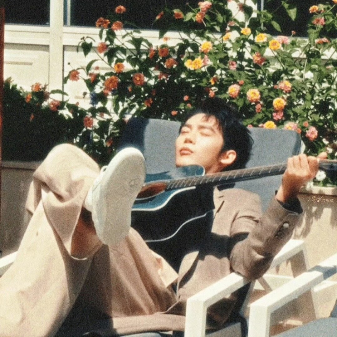 На гитаре игрок - подтверждение ✅ 