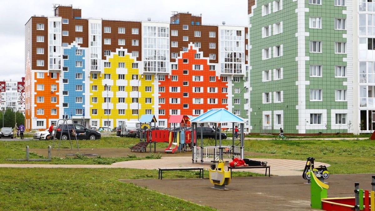    94 югорские семьи переехали из фенольных домов с начала года