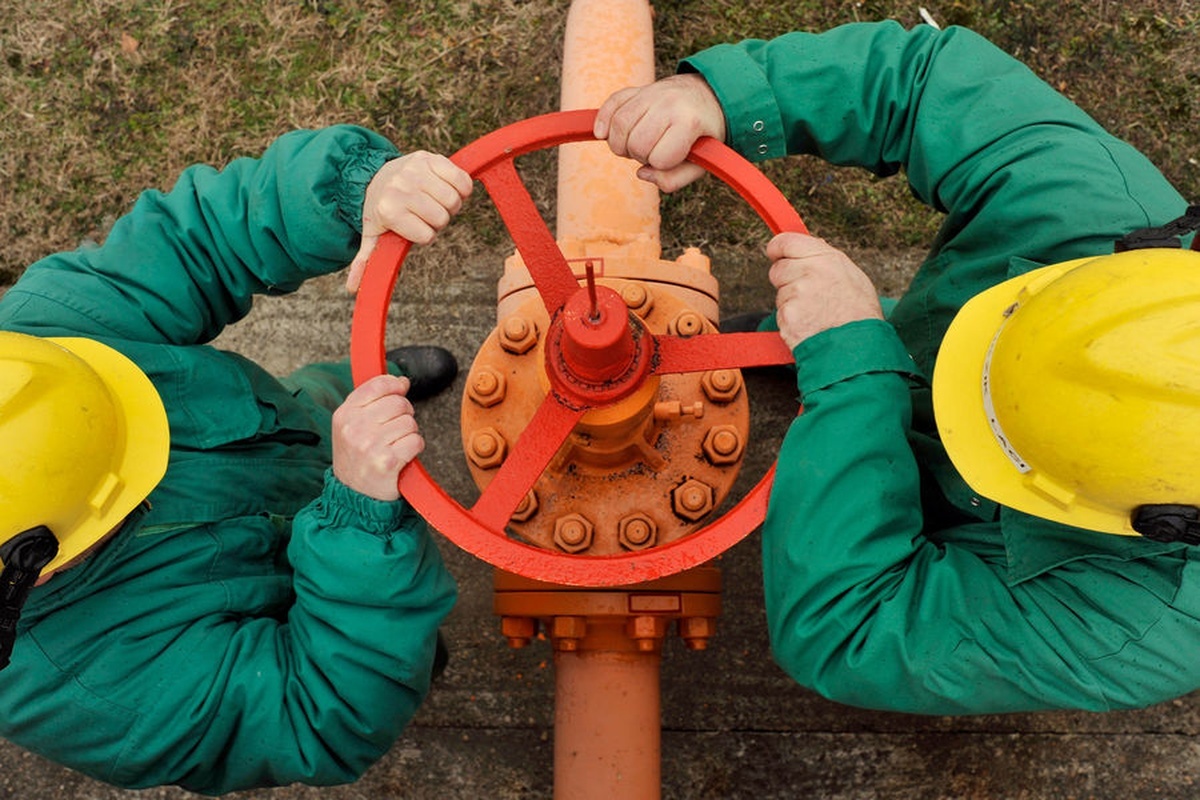    Фото: Bela Szandelszky, источник: AP