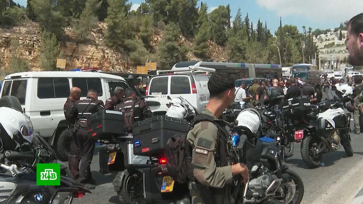    Нетаньяху призвал жителей Газы покинуть город