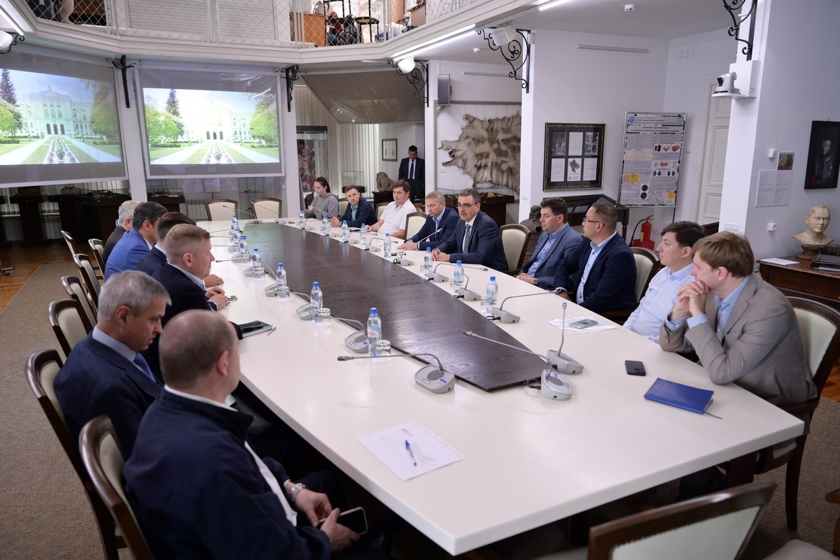 Рабочее совещание в ТГУ