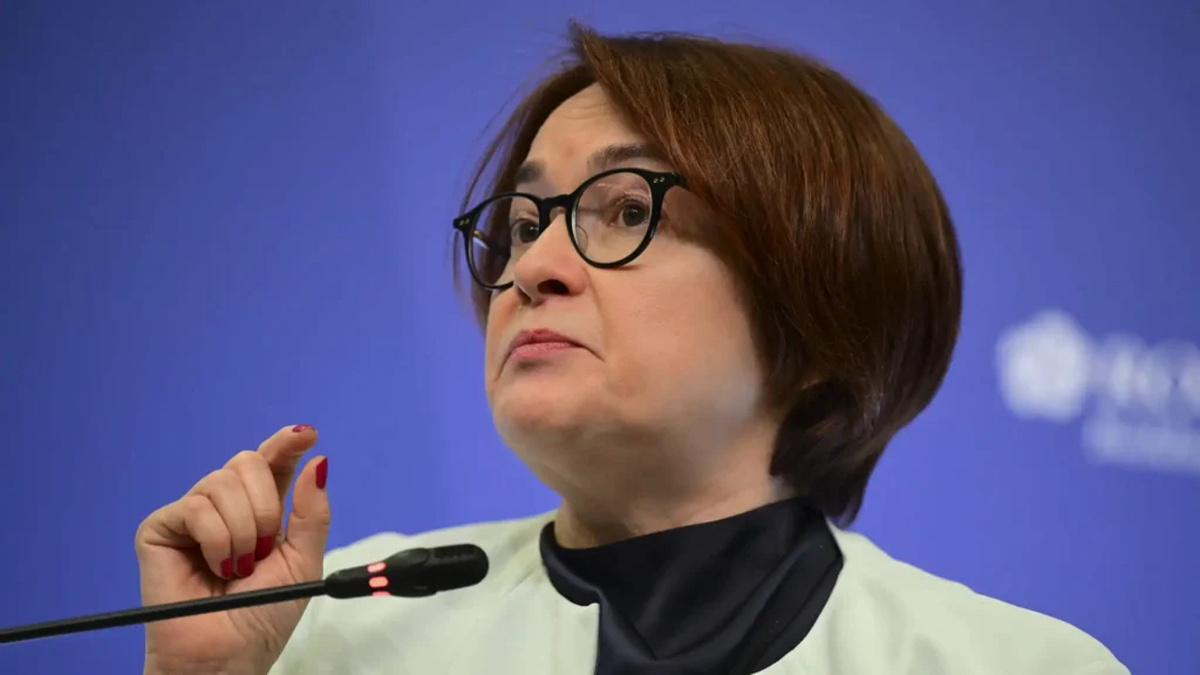 Россиянам рекомендовали запастись крупной суммой денег