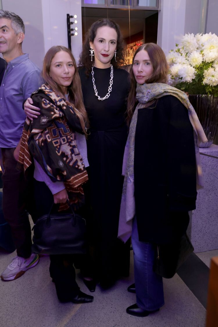 Сестры Олсэн