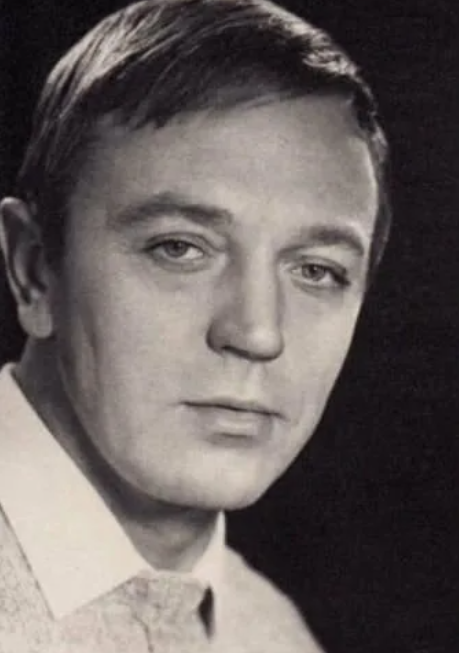 Анатолий Ромашин