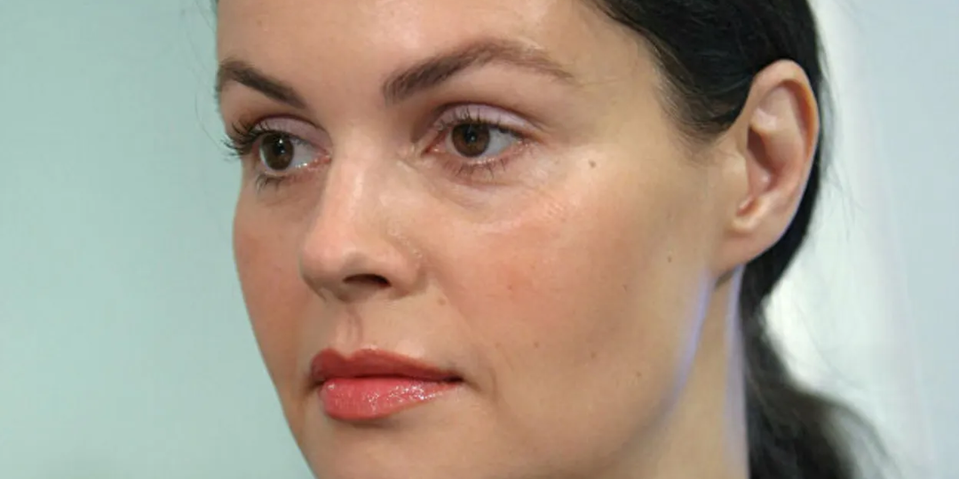 Нестареющая Екатерина Андреева: какой макияж делает 59-летняя ведущая, чтобы выглядеть моложе