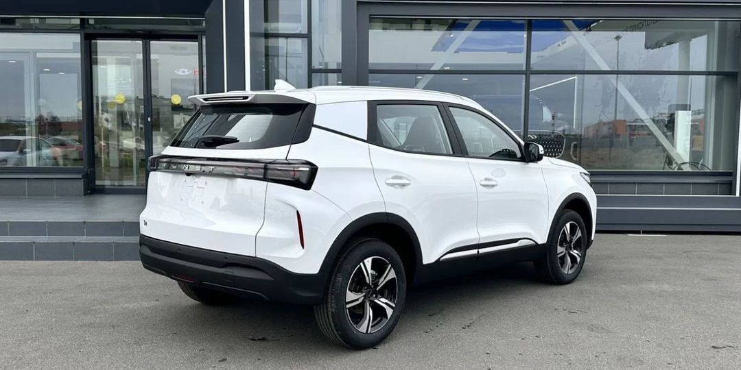 Калужская сборка, чугунный мотор, АКПП — наш новый кроссовер по цене Весты поступил в продажу. Стоит ли его покупать