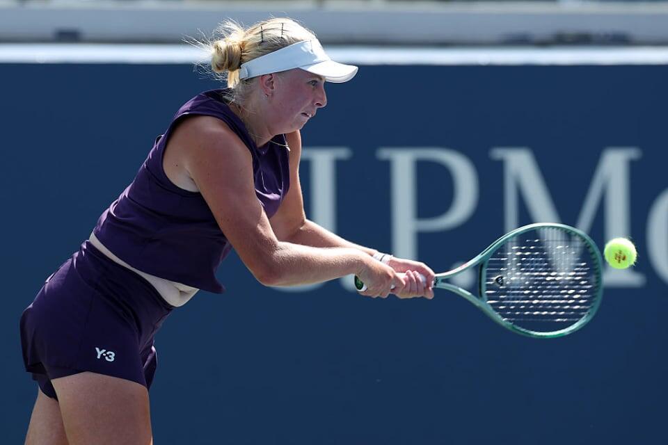 Фото: 2025 Getty Images
Клара Таусон уже побеждала Игу Швентек в нынешнем сезоне