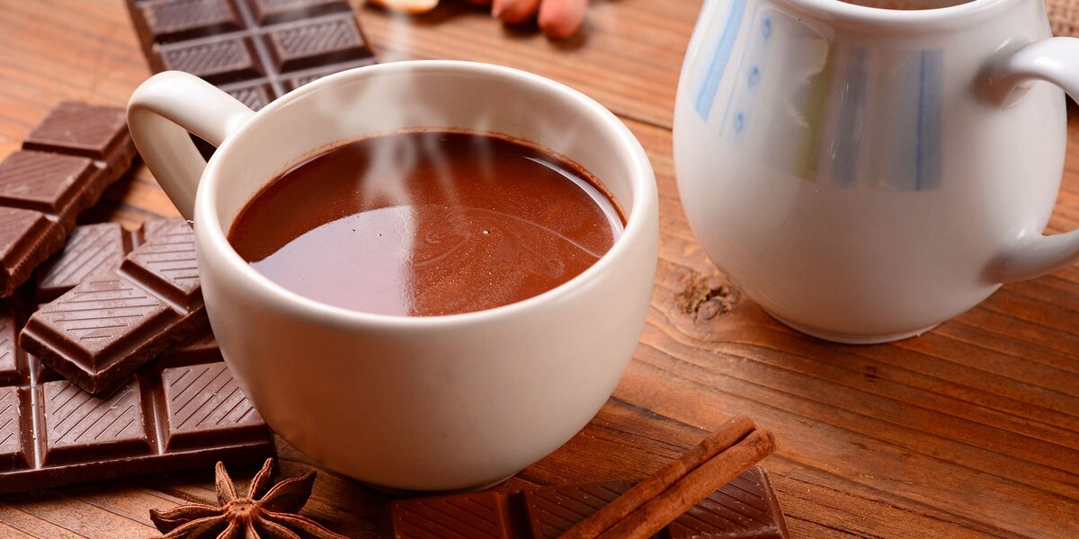 Научно доказано, что кусочек темного шоколада способен подарить прилив радости.