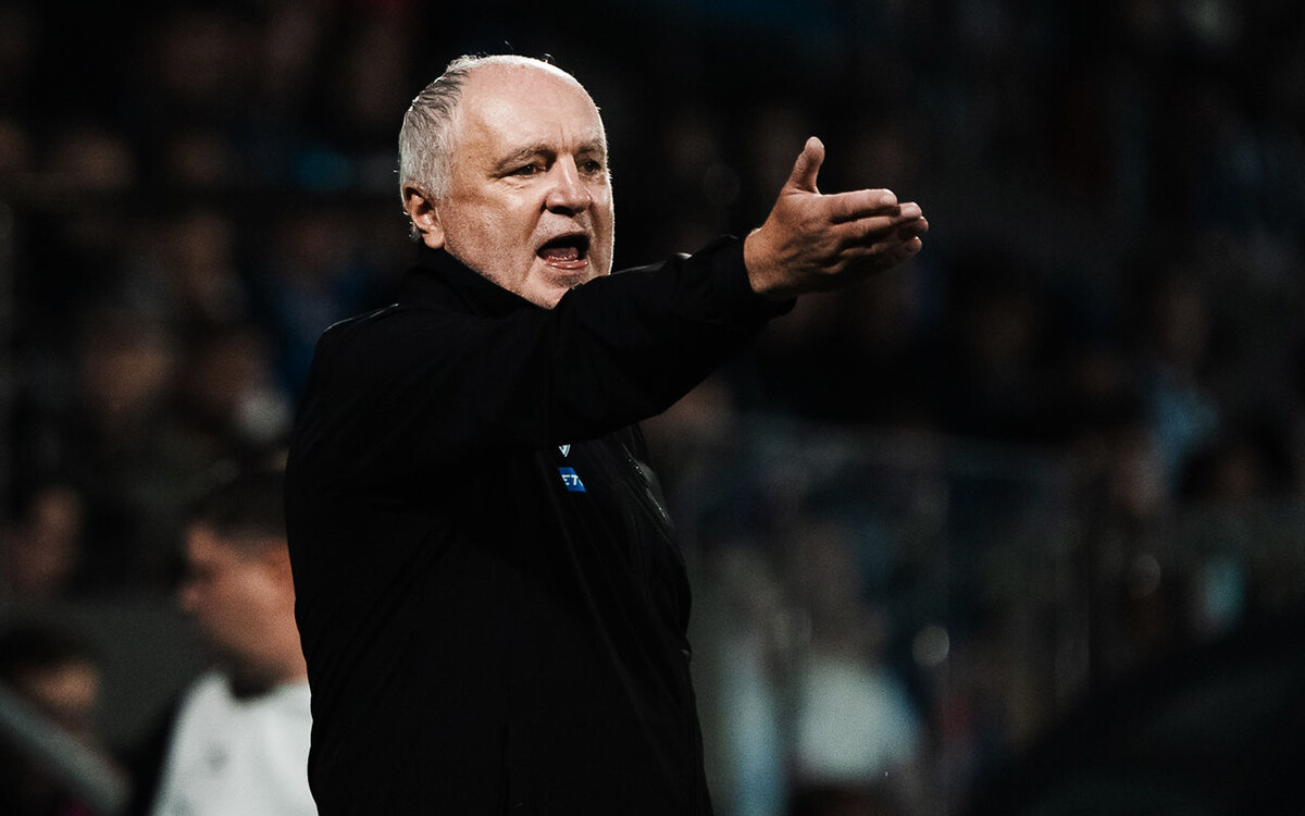    ФК «Факел».