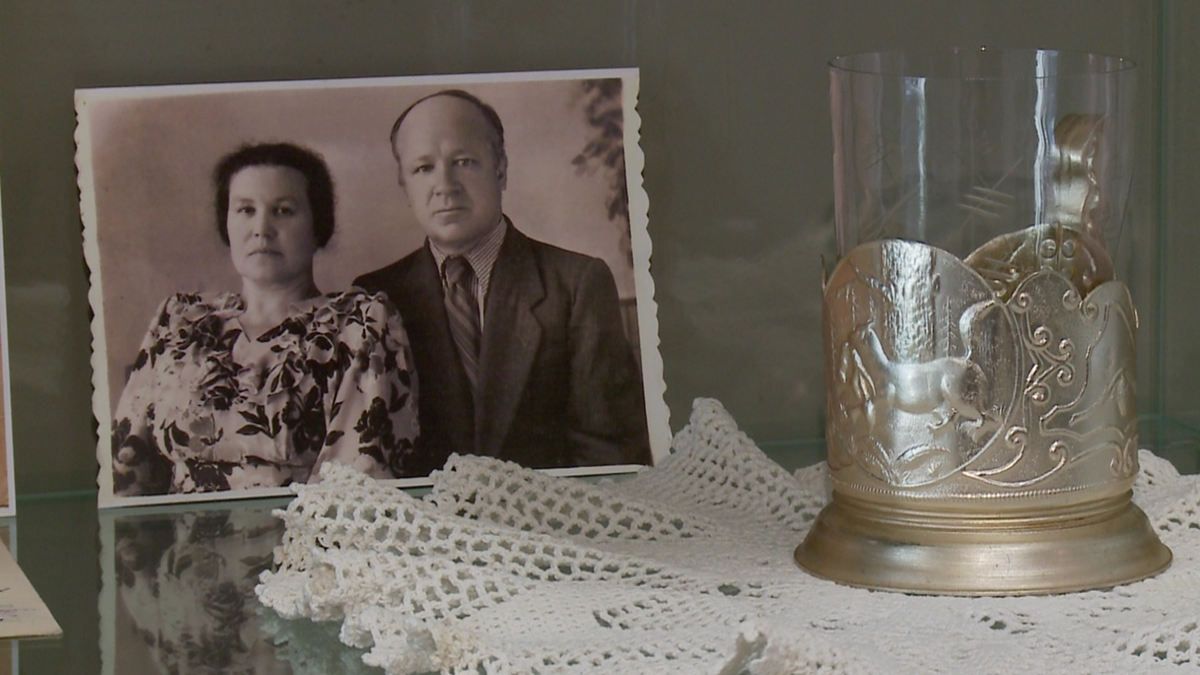 Экспонаты выставки, посвящённой 120-летию А. П. Митинского
