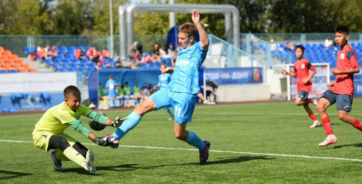 На туринир приехали лучшие юные футболисты страны