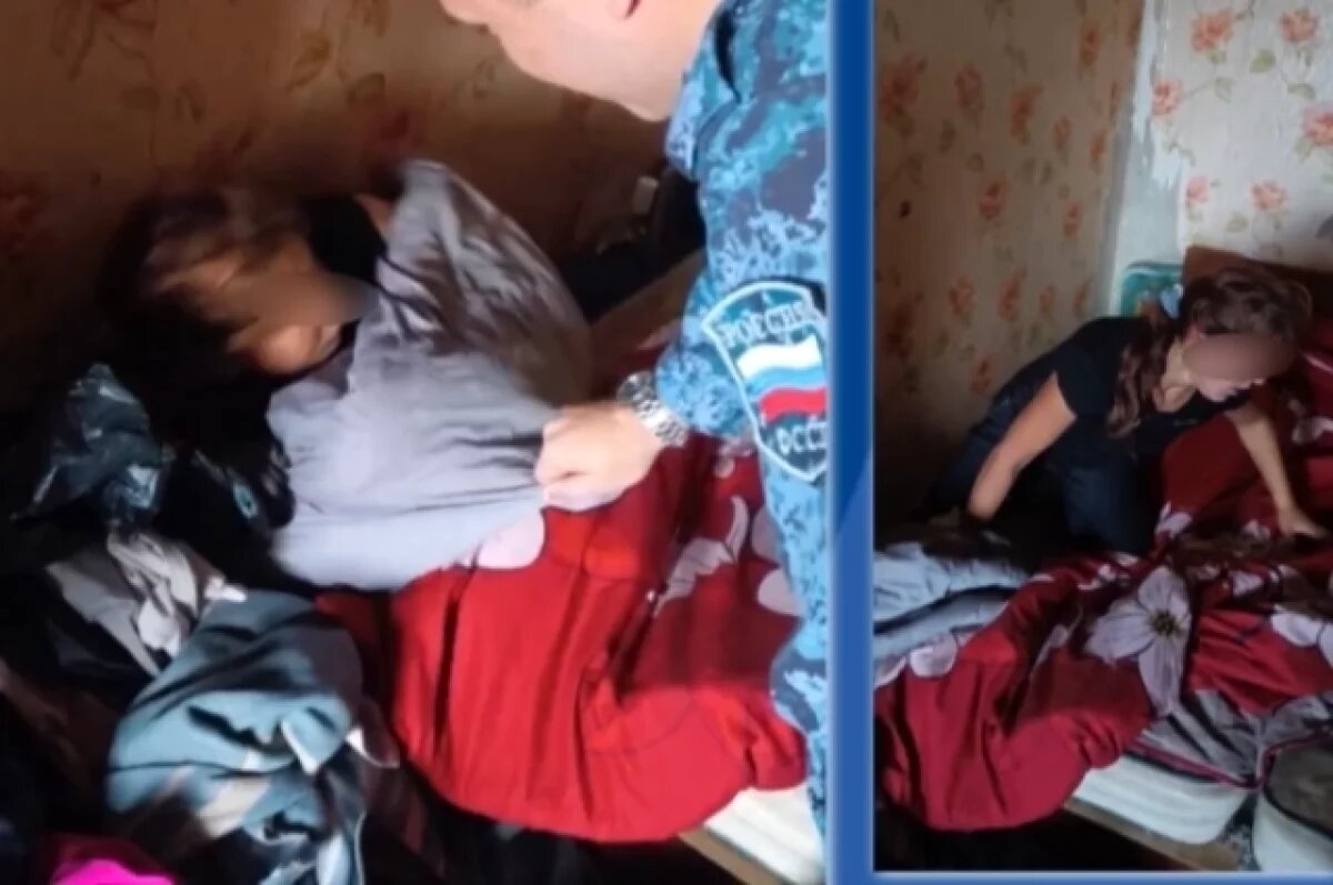    В Еткульском районе алиментщица пряталась от приставов в куче белья