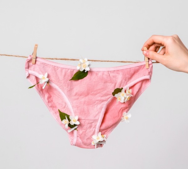 Цвет выделений: как понять, что с вами все в порядке, а когда пора к врачу