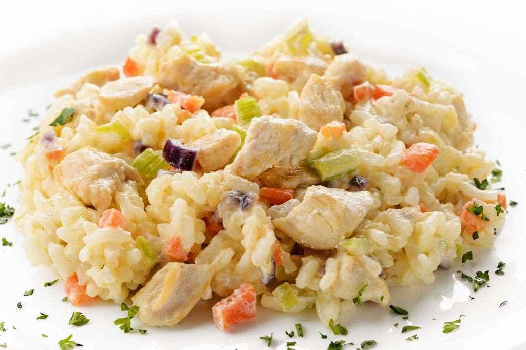 Вариант ризотто с курицей овощами и сыром